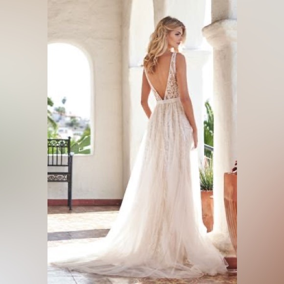 Original Tags still attached - Never been worn Jasmine Bridal wedding dress - Picture 3 of 12